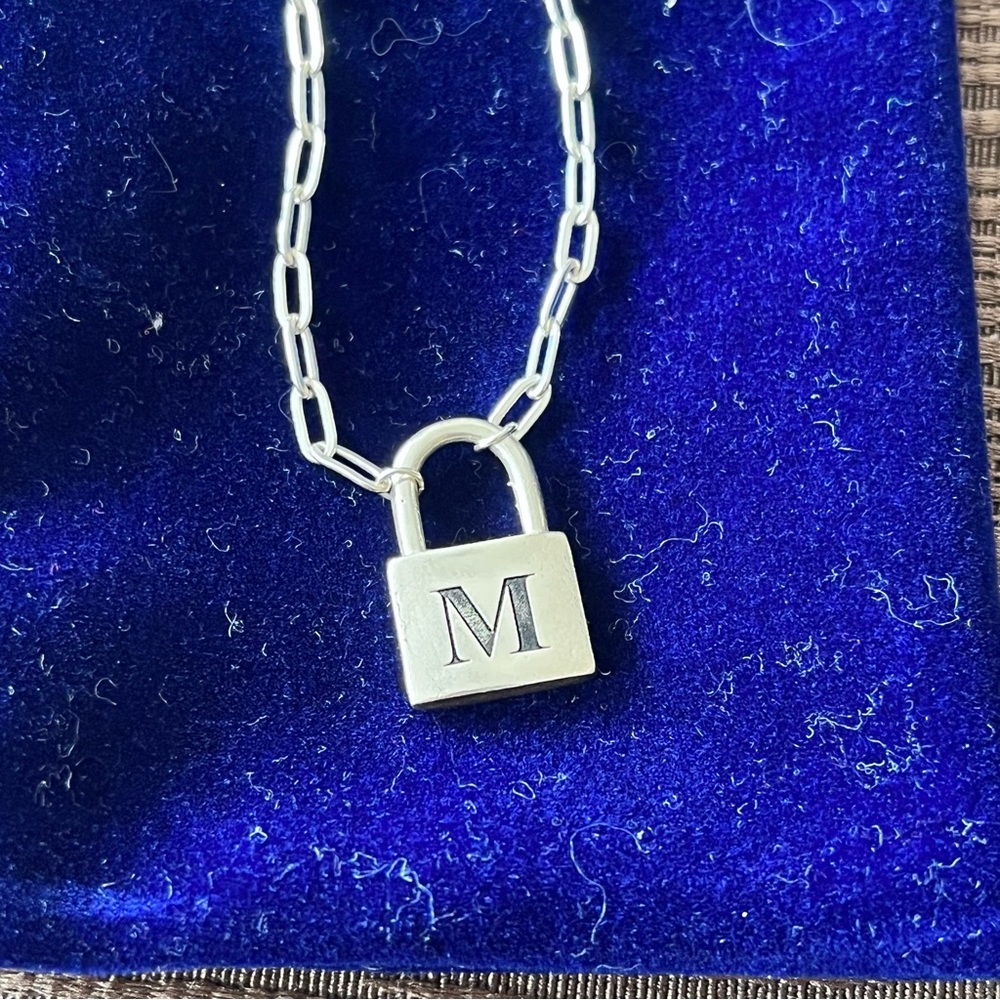 M lock paperclip chain necklace